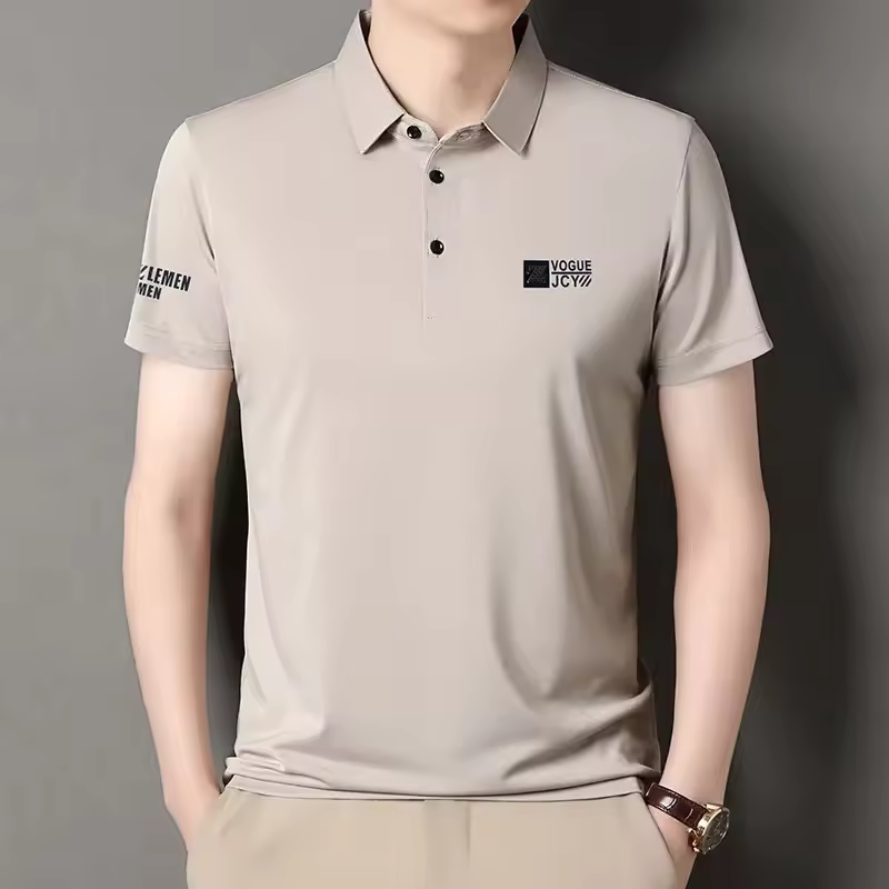New Men's Business Casual Short Sleeved Shirt with Badge Solid Color Polo Shirt Fashionable Breathable Comfortable Versatile Top